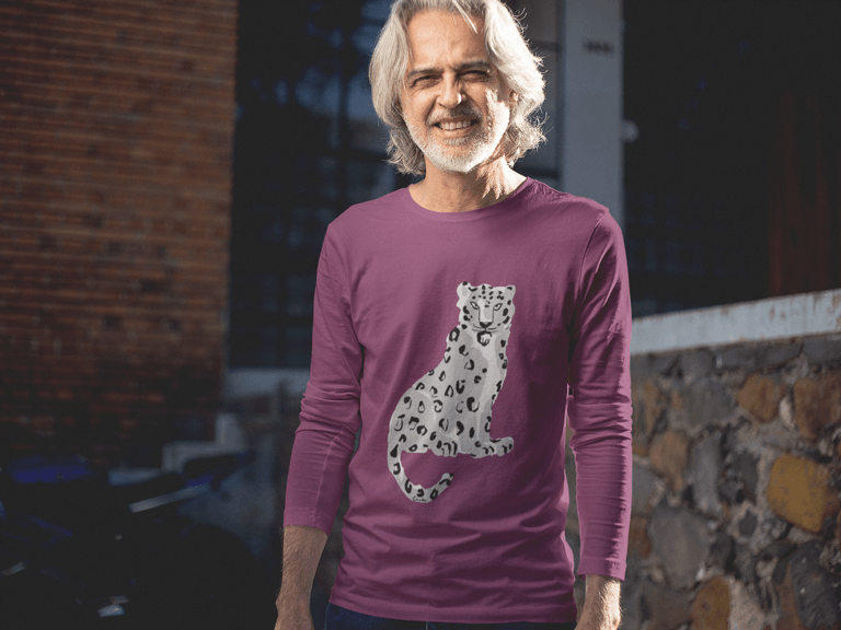Endangered Himalayan Snow Leopard Long Sleeve T-Shirt